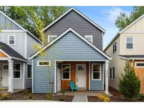 9592 SW 91st Ave #11, Portland, OR 97223