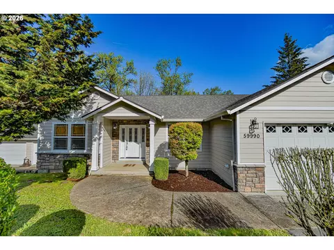 59990 Isabella Ln, Saint Helens, OR 97051