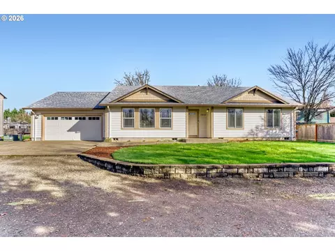 19243 Central Point Rd, Oregon City, OR 97045