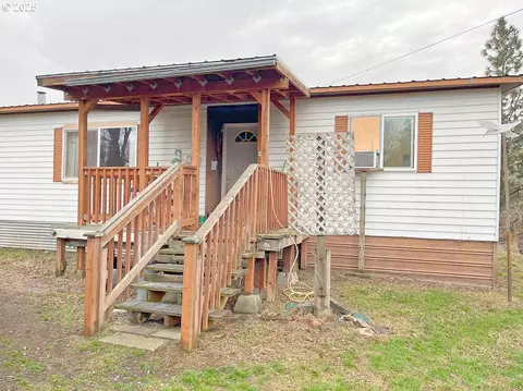 504 John Day St, Wasco, OR 97065