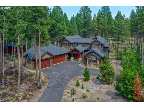 56229 Trailmere Cir, Bend, OR 97707