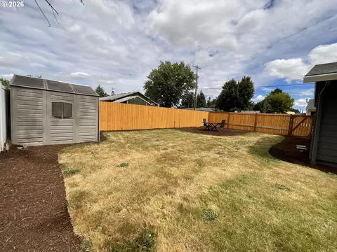 Exterior - 223 N 13th Ave, Cornelius, OR 97113 photo 13 of 17