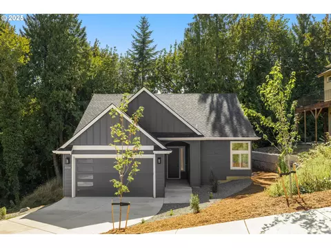 32904 NW View Terrace Pl, Scappoose, OR 97056