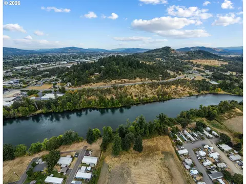 View/Area - 2 Nd St, Springfield, OR 97477 photo 6 of 7