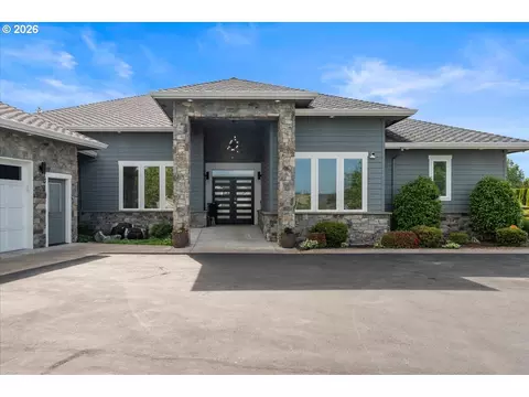 2145 SW Homer Ross Loop, Mcminnville, OR 97128