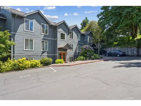 7937 SW 40th Ave #I, Portland, OR 97219
