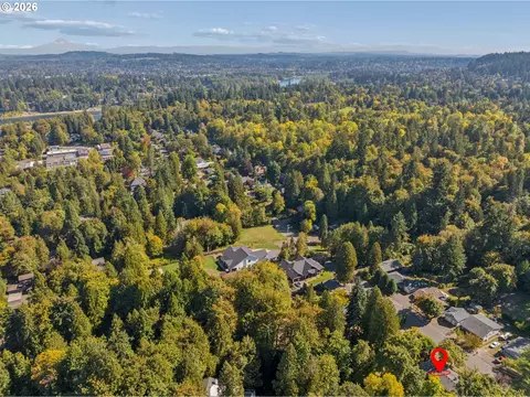 View/Area - 3673 Mapleton Dr, West Linn, OR 97068 photo 1 of 3