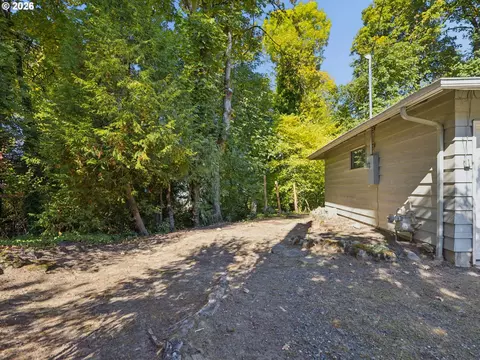 Exterior - 3673 Mapleton Dr, West Linn, OR 97068 photo 3 of 3