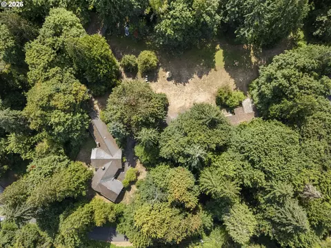 View/Area - 4600 Mapleton Dr, West Linn, OR 97068 photo 2 of 9