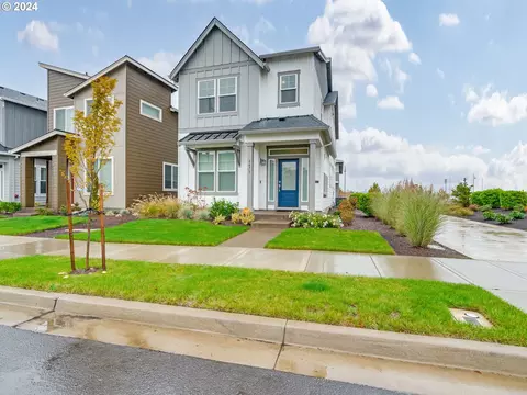 8473 SE Crabapple St, Hillsboro, OR 97123