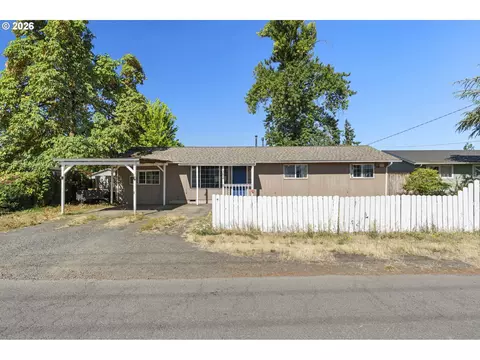 Other - 382 S 46th St, Springfield, OR 97478 photo 2 of 4