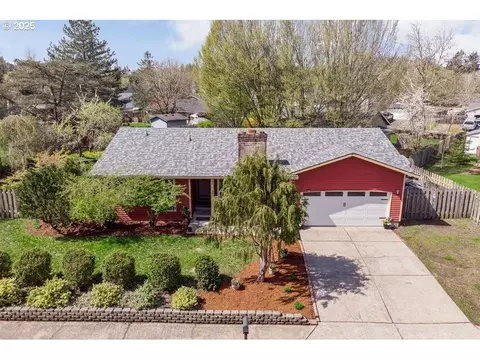 2317 SE Beaver Creek Ln, Troutdale, OR 97060