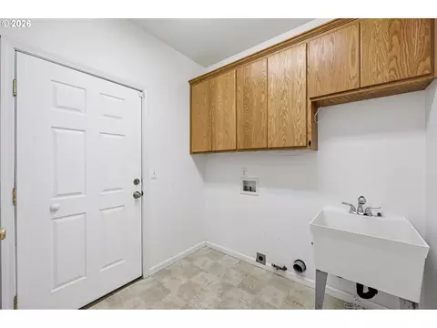 Other - 170 Daniel Dr, Eugene, OR 97404 photo 5 of 7