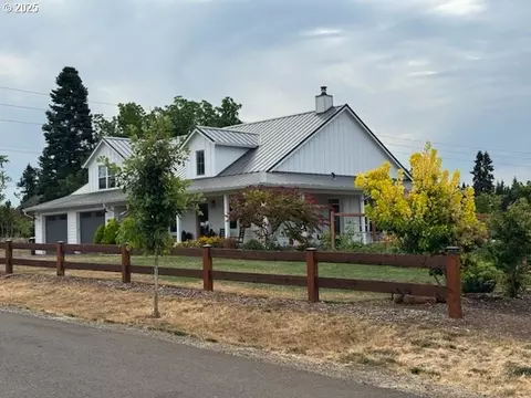13950 S John Wayne Ln, Mulino, OR 97042