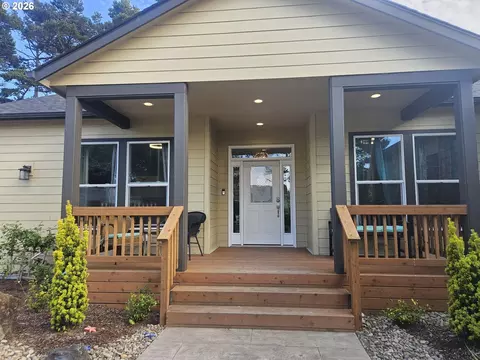 Exterior - 87932 Limpit Ln, Florence, OR 97439 photo 3 of 4