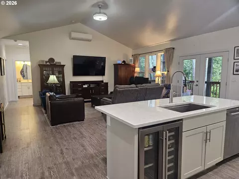 Other - 87932 Limpit Ln, Florence, OR 97439 photo 3 of 9