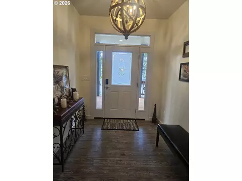 Entry Way - 87932 Limpit Ln, Florence, OR 97439 photo 1 of 2