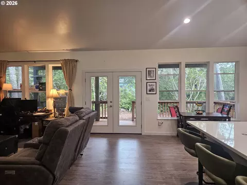 Other - 87932 Limpit Ln, Florence, OR 97439 photo 1 of 9
