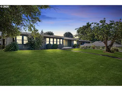 325 Water St, Springfield, OR 97477