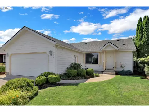 5276 Olympic Cir, Eugene, OR 97402
