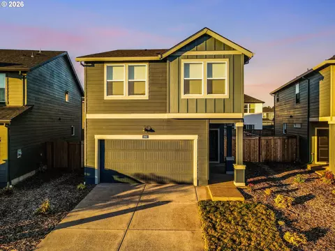 Exterior - 2982 T St, Springfield, OR 97477 photo 7 of 10