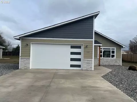 332 Lolly Ln, Dallesport, WA 98617