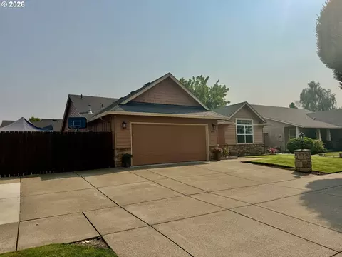5976 Firestone Dr, Eugene, OR 97402 photo 3