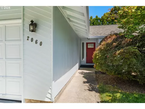 2060 SW 208th Ave, Beaverton, OR 97003