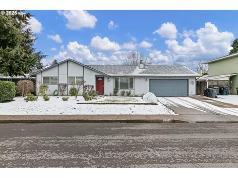 2071 Praslin St, Eugene, OR 97402