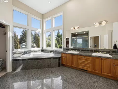 Bath - 9835 SE 362nd Ave, Boring, OR 97009 photo 1 of 2