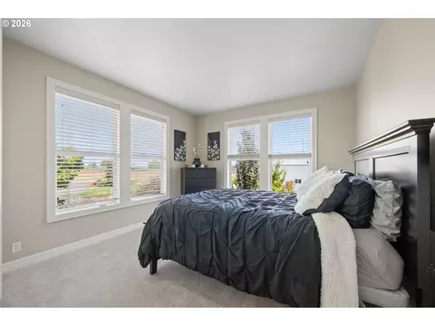 Bedroom - 9835 SE 362nd Ave, Boring, OR 97009 photo 3 of 3