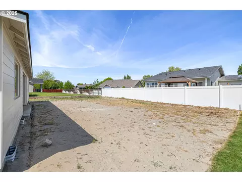 Exterior - 314 Sage St, Boardman, OR 97818 photo 1 of 3