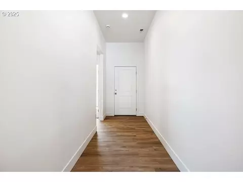 Entry Way - 314 Sage St, Boardman, OR 97818 photo 1 of 1