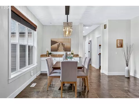 Dining - 11858 SE Jed Ct, Sandy, OR 97055 photo 1 of 2