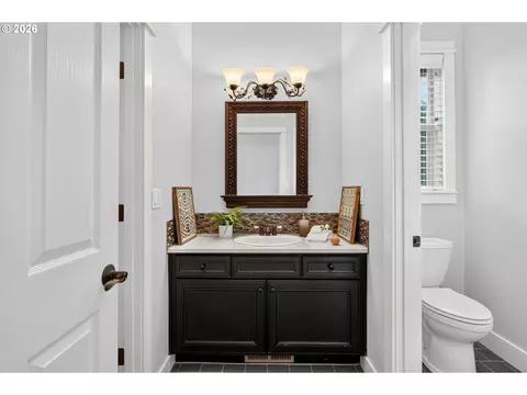 Bath - 11858 SE Jed Ct, Sandy, OR 97055 photo 5 of 6