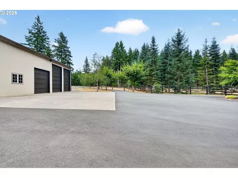 Exterior - 11858 SE Jed Ct, Sandy, OR 97055 photo 4 of 6