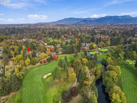 View/Area - 541 Spyglass Dr, Eugene, OR 97401 photo 1 of 7
