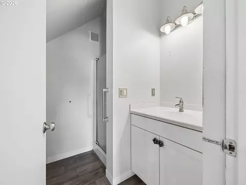 Bath - 40189 Laurel St, Sandy, OR 97055 photo 7 of 7
