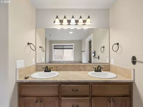 Bath - 40189 Laurel St, Sandy, OR 97055 photo 3 of 7