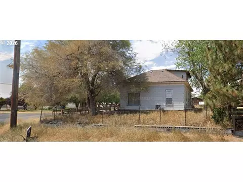 303 W Court St, Condon, OR 97823