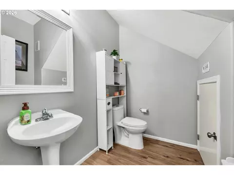 Other - 1647 Hamlet Ln, Eugene, OR 97402 photo 6 of 10