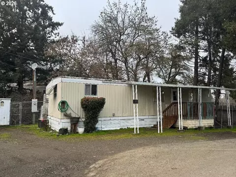 5000 NE Stephens St #2, Roseburg, OR 97470