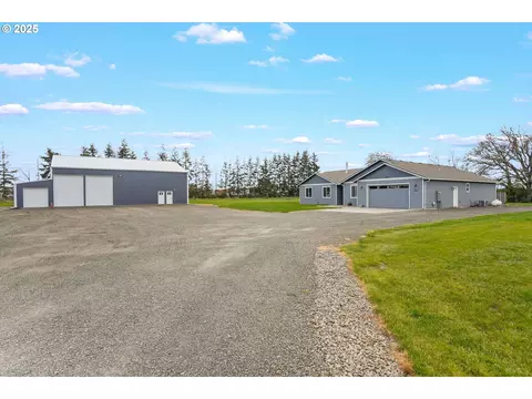 8829 Holmquist Rd SE, Aumsville, OR 97325