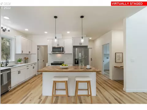 Kitchen - 610 Terrace Dr, Glide, OR 97443 photo 1 of 7