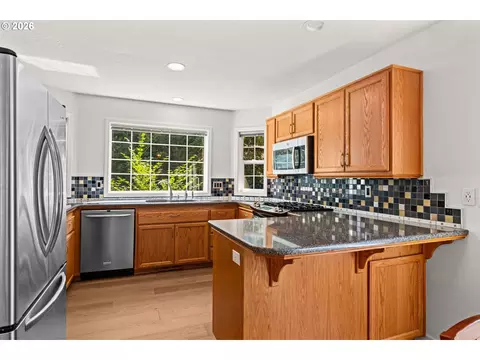 Kitchen - 3388 Videra Dr, Eugene, OR 97405 photo 1 of 3