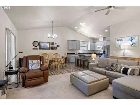 Other - 963 Pennington Ct, Eugene, OR 97404 photo 2 of 7