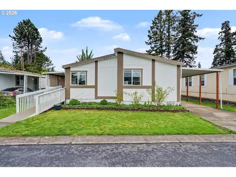 12450 SW Fischer Rd #103, Portland, OR 97224