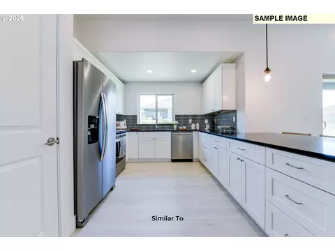 Kitchen - 201 SW Chickadee Dr, Boardman, OR 97818 photo 1 of 2