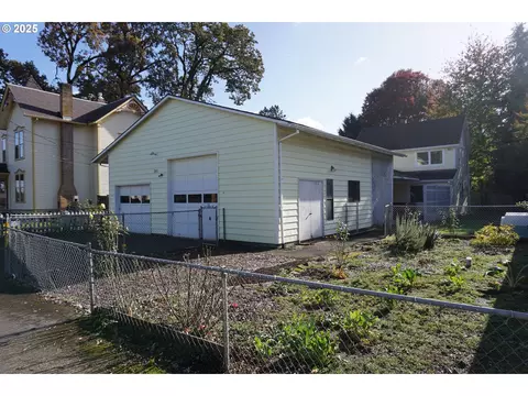 2416 15th Ave, Forest Grove, OR 97116