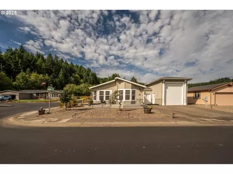 236 Widgeon Ln, Lakeside, OR 97449